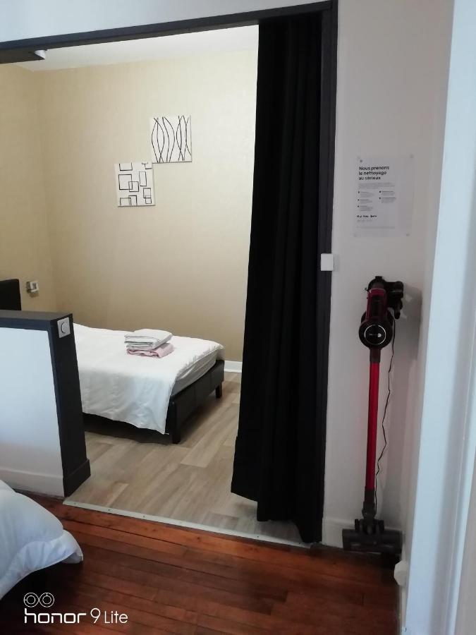 Confort et Élégance dans le Bouchon de Champagne Troyes Exterior foto