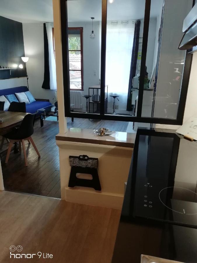 Confort et Élégance dans le Bouchon de Champagne Troyes Exterior foto